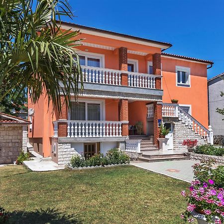2 Bedroom Lovely Apartment In Labin Labin  Dış mekan fotoğraf