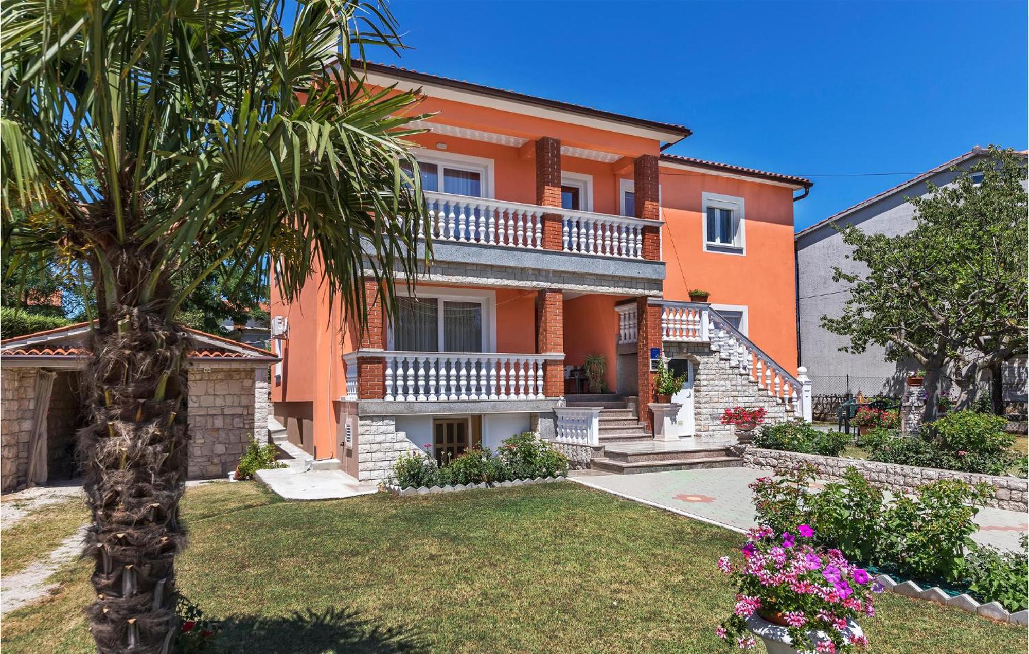 2 Bedroom Lovely Apartment In Labin Labin  Dış mekan fotoğraf
